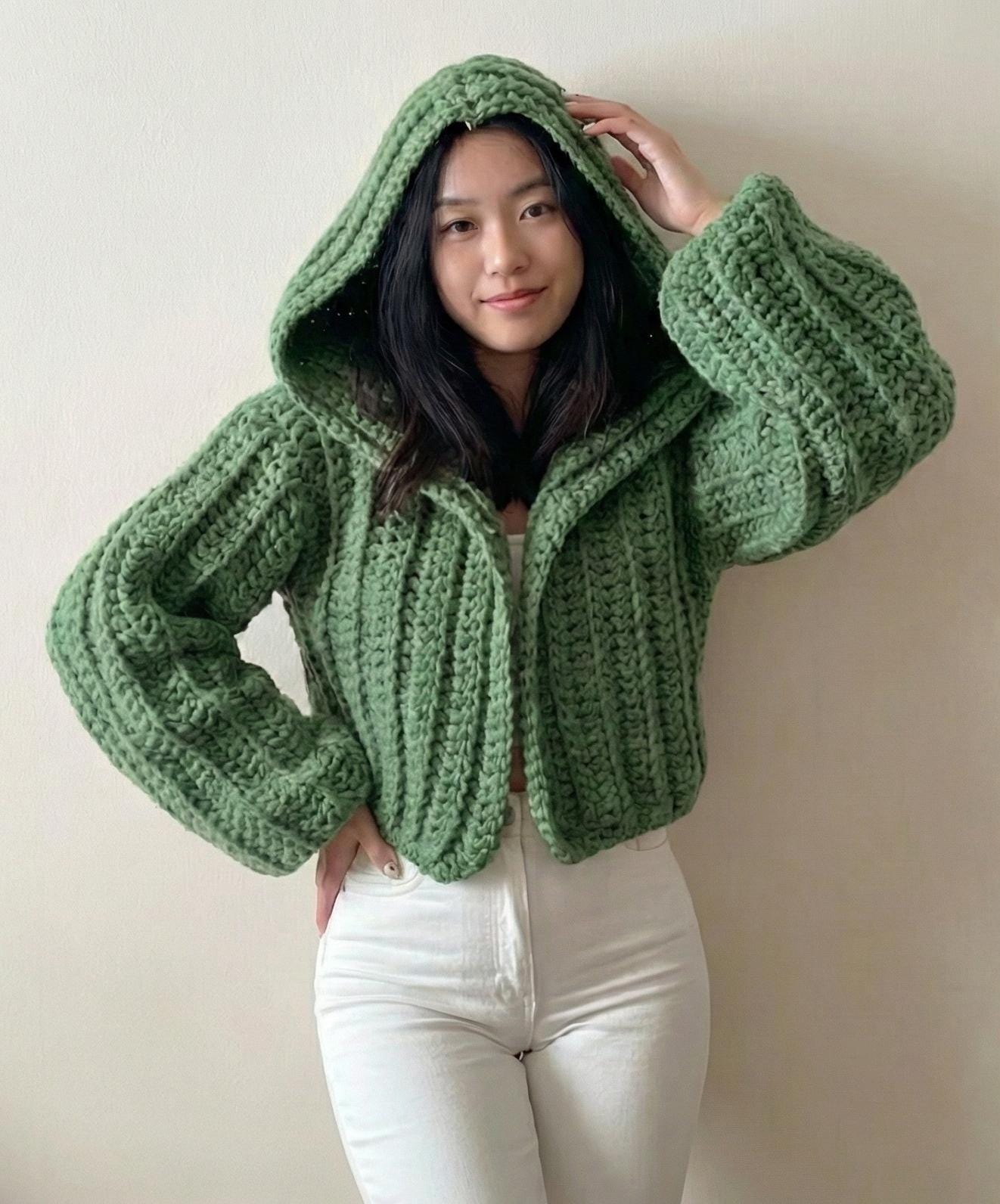 27 Crochet Jumper Patterns with Cowl Necks, Hexies, and Cropped Styles 21 Chunky Crochet Hoodie Pattern