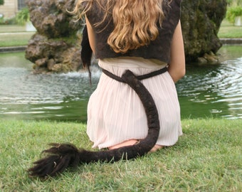 Realistic looking Buffalo Tail - Bull Felted Tail for Kids & Adults - Taurus Ox Tail - Shaman Cosplay Halloween Carnival LARP - To order