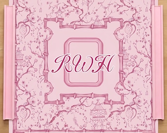Personlig rosa Chinoiserie Mahjong-matta, monokrom körsbärsblomspagoda, anpassad monogram, amerikansk Mahjong-bordsdekoration