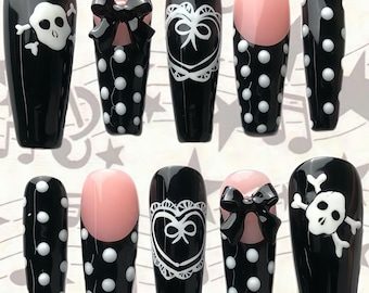 Kawaii Gothic Schädel Press-On Nägel, Y2K Schwarz Tupfen Bogen Coffin Set, nettes ästhetisches Spooky wiederverwendbares Nagel-Set für Halloween, Gothic Style