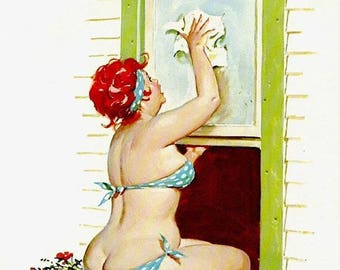 Puede incluir: Una mujer con un bikini de lunares azules y blancos limpia una ventana mientras está sentada en un alféizar. Una jardinera con hojas verdes y flores blancas y rojas se encuentra debajo del alféizar.