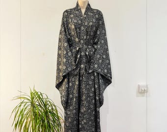 Vintage Japanese Style Kimono Robe – Black Silver Floral Jacquard Maxi Dressing Gown