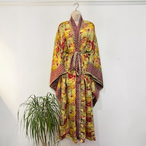 Kimono/vestaglia da casa in sari riciclato / Copricostume lungo da casa con patchwork a chevron giallo senape e rosso