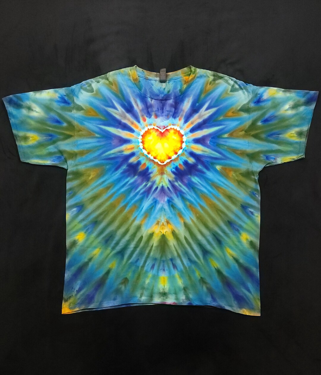 2t tie dye shirt