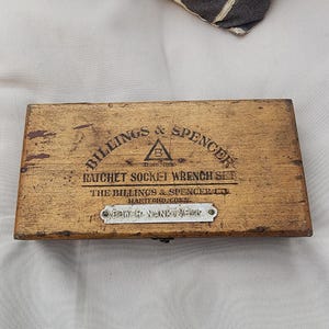 Un magnífico juego de llaves de carraca Billings and Spencer de época. En caja.