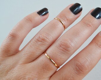 solid gold midi rings