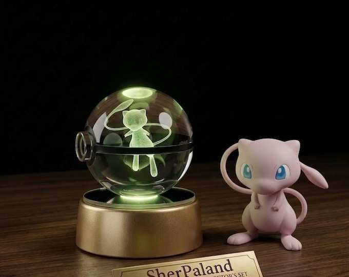Crystal 15 Pokeball Night Light