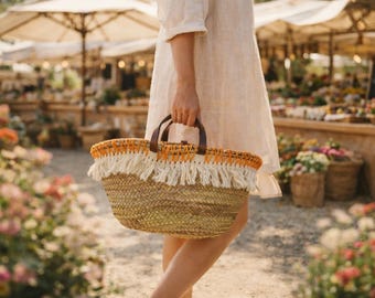 Natural straw vintage Basket with leather Handles and fringe