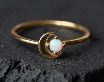 Natural Opal Crescent Moon Ring for Women, October Birthstone Ring, Celestial Minimalist Jewelry, Promise Ring,Birthday Gift for Her Jewelry