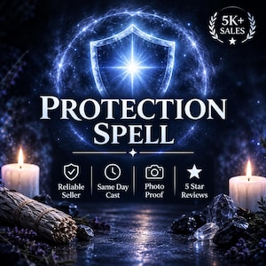 Könnte beinhalten: Eine digitale Grafik mit dem Text PROTECTION SPELL in Weiß, zentriert unter einem leuchtenden blauen Schildsymbol. Das Bild enthält zwei brennende weiße Kerzen, ein Salbei-Bündel und dunkle Kristalle. Symbole zeigen 5K+ Sales, Reliable Seller, Same Day Cast, Photo Proof und 5 Star Reviews.