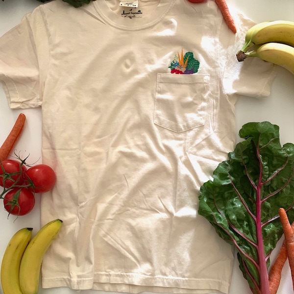 Mit Gemüse besticktes Baumwoll-T-Shirt für nachhaltige Bauernmarkt-T-Shirts