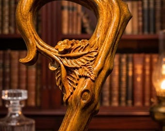 Bastón de madera tallado a mano, mango de hoja de vid, bastón artesanal, regalo rústico.