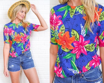 90s Hawaiian Floral Print Top Vintage Shirt Blouse Short Sleeve Crewneck Small S