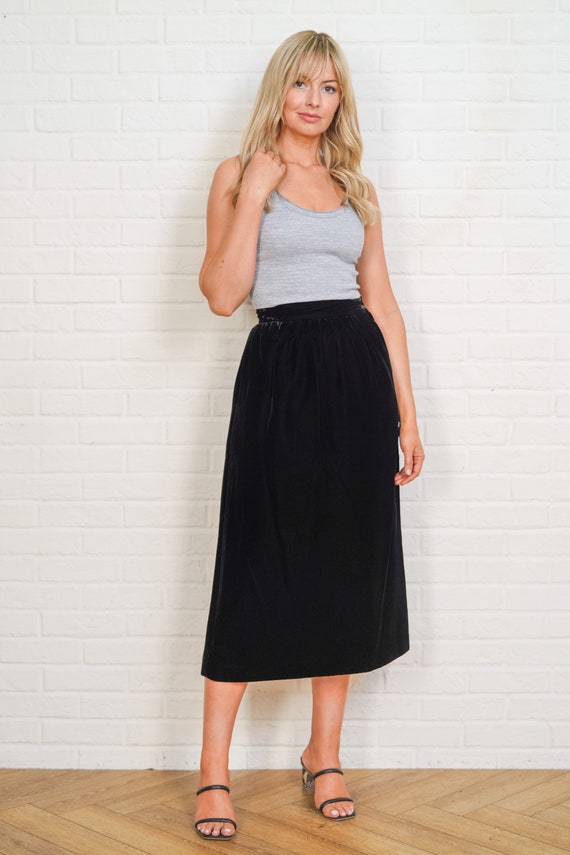 90s Black Velvet Skirt High Waist XS Midi - image 3