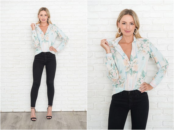 Vintage 70s Blue Striped Top Blouse Collared Flora