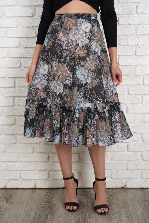 VIntage 70s 80s Floral Midi Skirt Black Flower Hi… - image 6