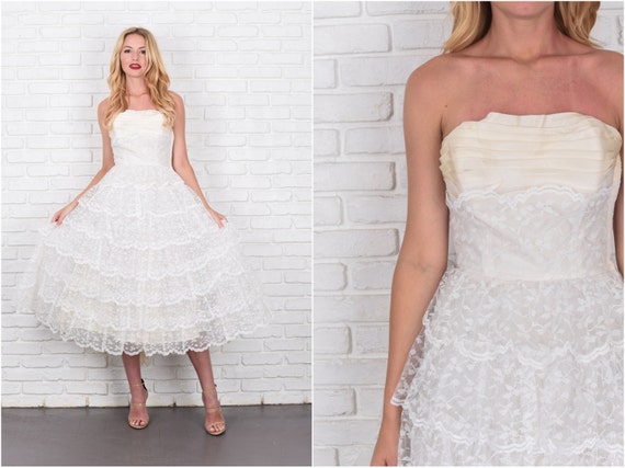Vintage 50s Lace Wedding Dress Gown Tulle Tiered S