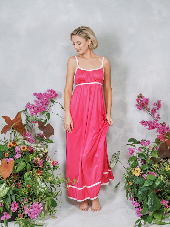 Hot Pink Nightgown Vintage 70s Boudoir lingerie Bridal slip Dress 