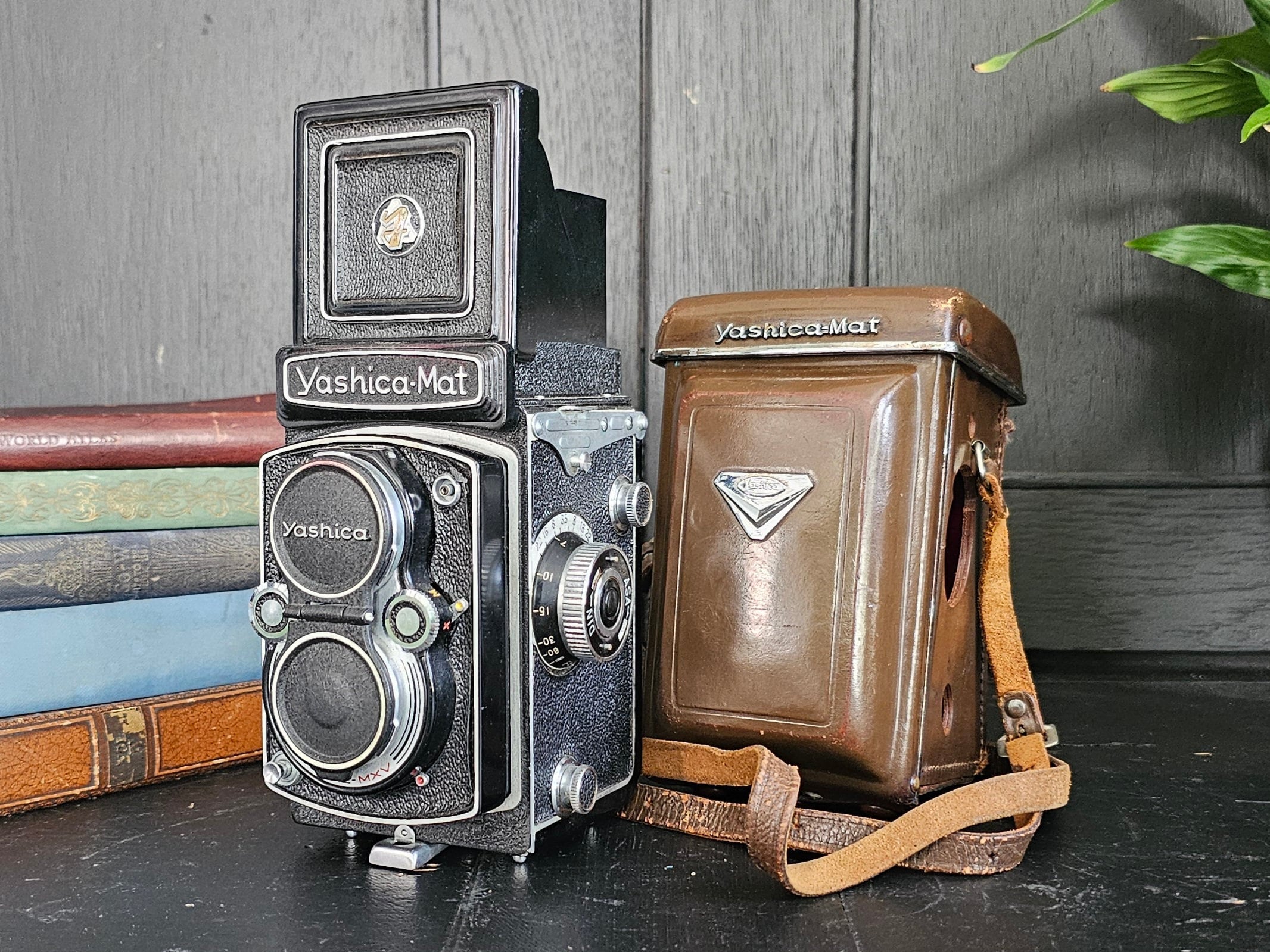 Vintage Yashica-mat Film Camera | Original Black Yashica Mat