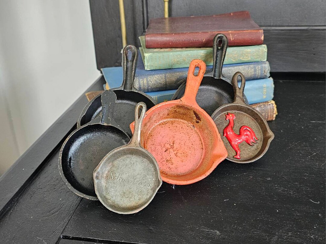 Collection of Six Miniature Cast Iron Skillets Vintage Small Sized Skillets Kitchen Decor, Wall
