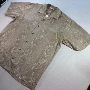 Tommy Bahama 100% Silk Hawaiian Camp Shirt Mens Large Brown Palm Leaf image 4