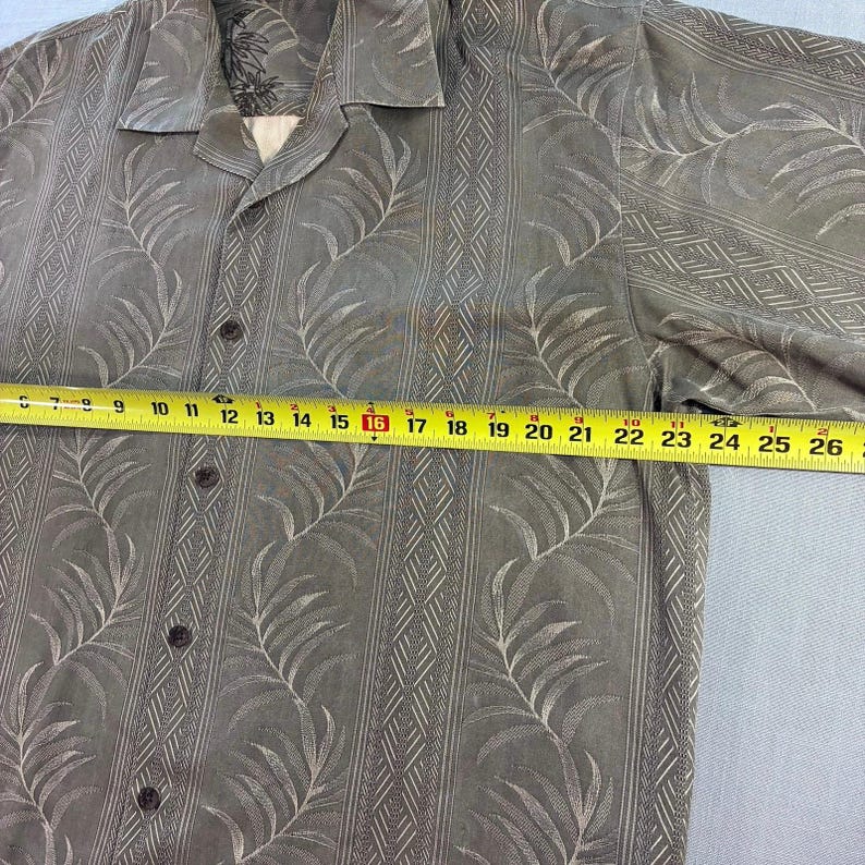 Tommy Bahama 100% Silk Hawaiian Camp Shirt Mens Large Brown Palm Leaf image 7