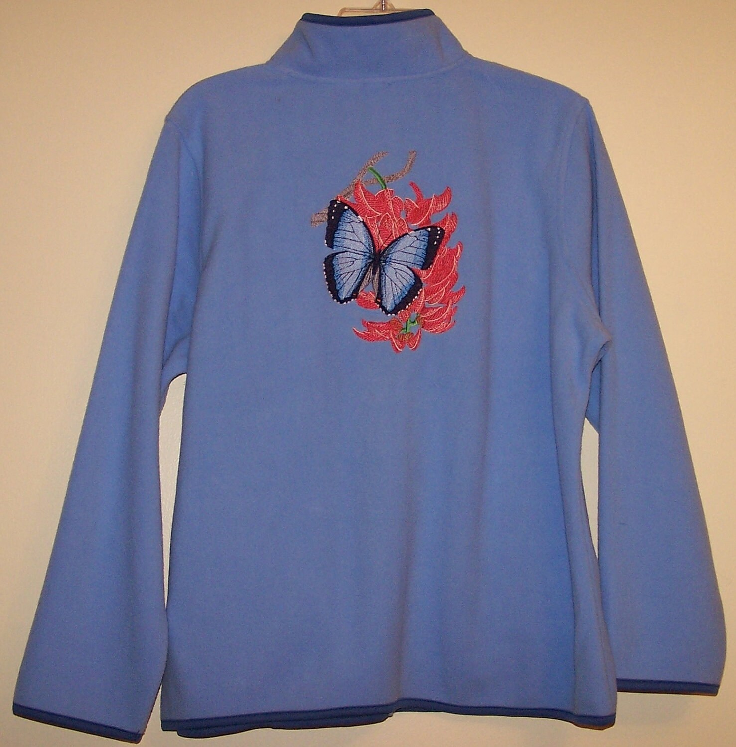 Embroidered Blue Fleece Jacket Woman's Large Butterfly Design Etsy.de
