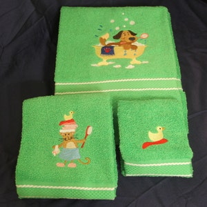 3-Piece Set of Embroidered Towels - Bath Animal Design