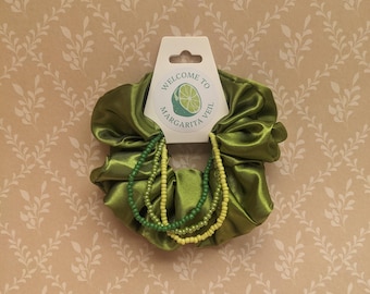 Margarita Bachelorette Party Favor, Green Scrunchie & Beaded Bracelet Set, Welcome to Margarita Veil