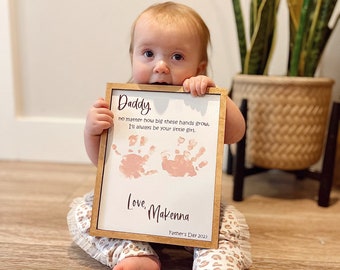 Father&#39;s Day Handprint Sign: DIY Wooden Keepsake Gift