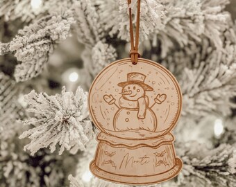 Personalized Wooden Snow Globe, Snow Globe Keepsake, Christmas Keepsake, Snowman ornament, Gingerbread ornament