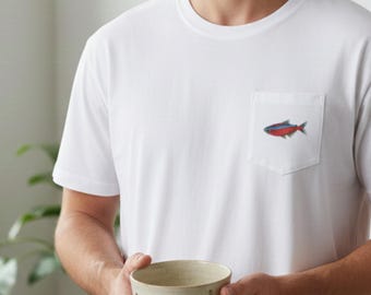 Camiseta minimalista con gráfico de bolsillo de pez cardenal tetra, camiseta con arte de acuario pequeño