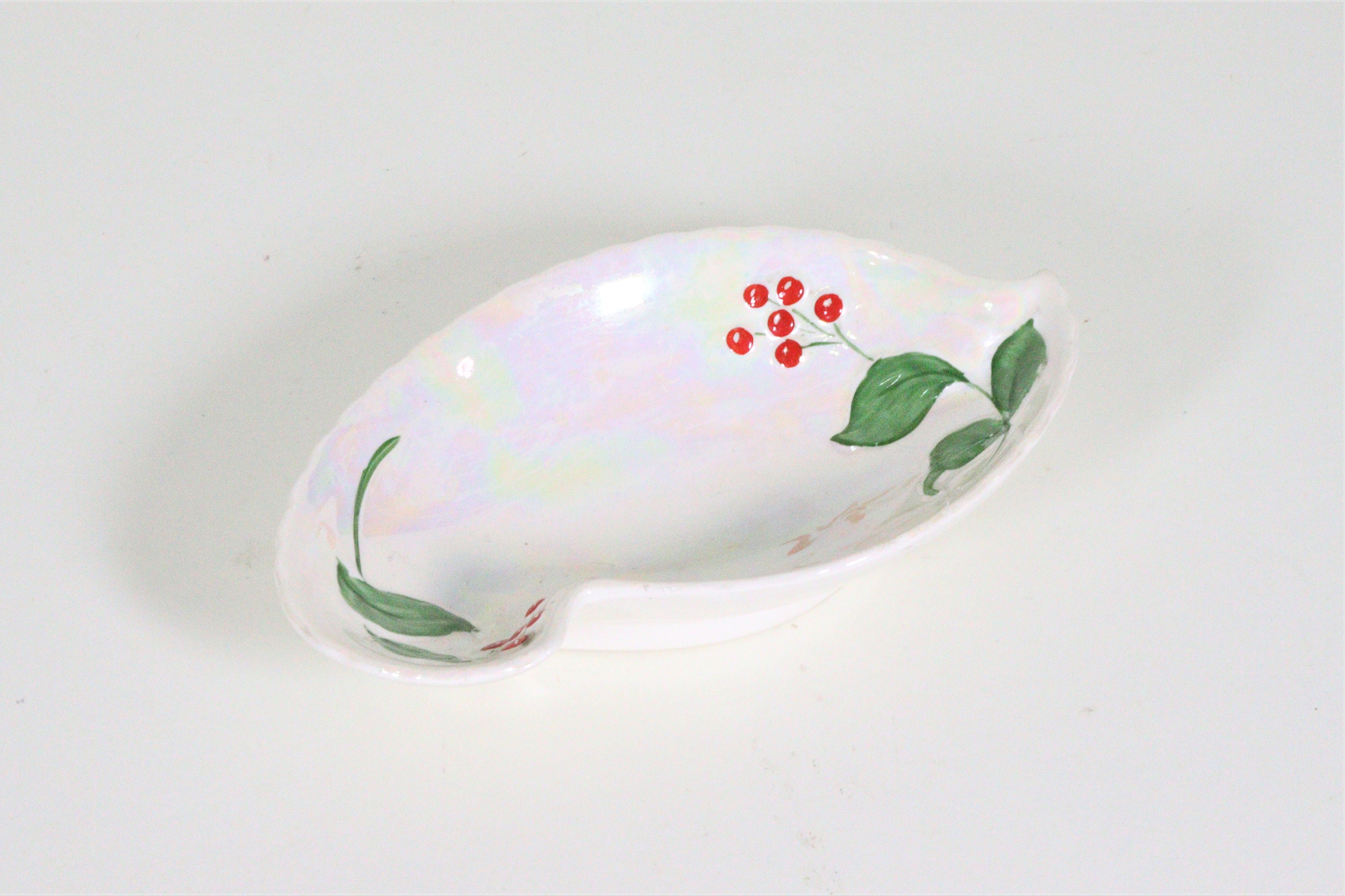 Crown Devon White Iridescent Berry Design Trinket Dish