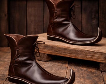 Medieval Poulaine Leather Boots – Curled Toe Gothic Court Shoes