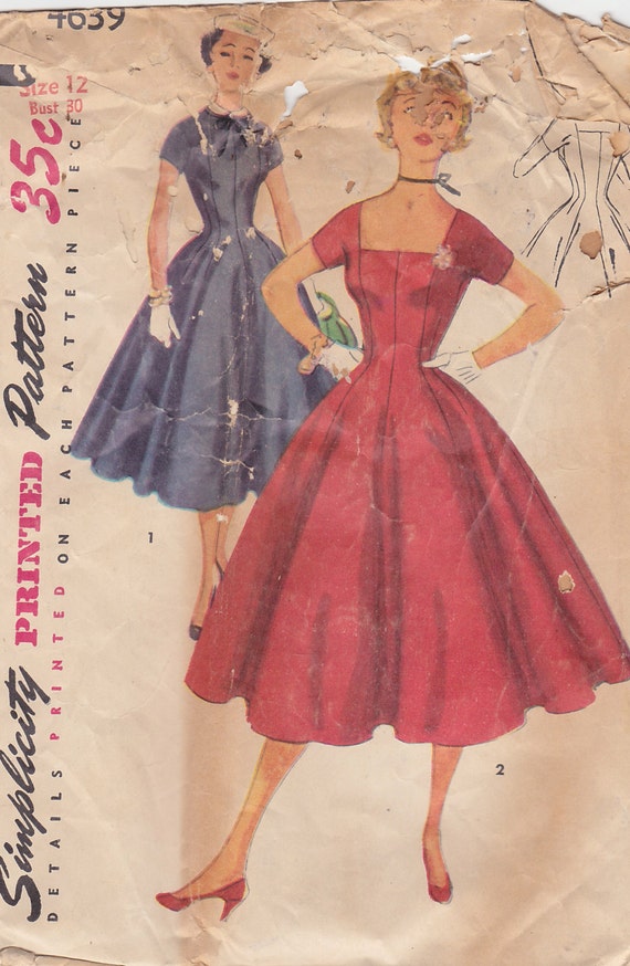 1977 Disco Era Sundress or Evening Dress Vintage Pattern, Simplicity 8546, Plus Size, Jumper, Maxi Square Neck Straps Flared Skirt, Tie Belt 1977 Disco Era Sundress or Evening Dress Vintage Pattern, Simplicity 8546, Plus Size, Jumper, Maxi Square Neck Straps Flared Skirt, Tie Belt