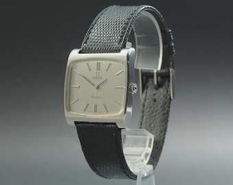 Vintage 1970s Omega Geneve Men's Silver Dial SS Manual Wind TV Case [Near Mint]