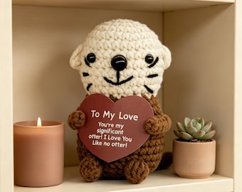 Gehaakte otterpop Significante otter | Romantisch cadeau voor stelletjes Valentijnsverjaardag Bureaudecoratie