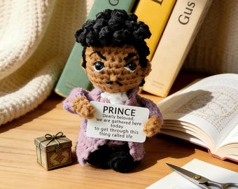 Inspiratiepop prins, handgemaakt haakwerk, Purple Rain Tribute, cadeau muziekliefhebber