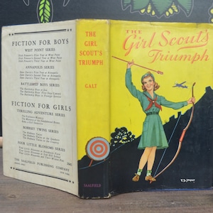 The Girl Scout's Triumph, or Susanna's Sacrifice, Katherine Keene Galt, The Saalfield Publishing Company, 1921, vintage girl's book