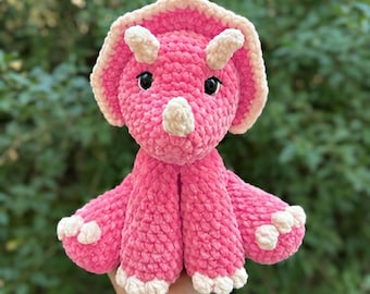 Crochet Sitting Triceratops Amigurumi Pattern | Jurassic Crochet Pattern Tutorial | Dino  Crochet Pattern