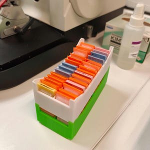 Stackable Histology Tissue Cassette Tray