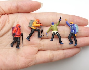 Miniature Hikers 1:64 Hand Painted Mountain Diorama Figures for Outdoor Adventure Scenes
