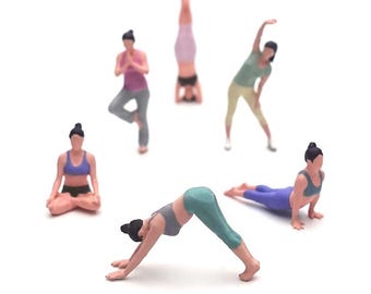 1:64 Yoga Mini Figures, Hand Painted Diorama People, Zen Scene