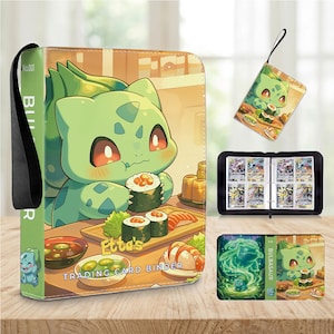 Könnte beinhalten: Ein grüner Sammelkartenordner mit einem Cartoon-Bisasam, das Sushi isst, und dem Text Etta's Trading Card Binder. Das Set enthält eine passende Handschlaufe, einen geöffneten Ordner mit Kartenfächern und eine flache Ansicht des Cover-Designs.