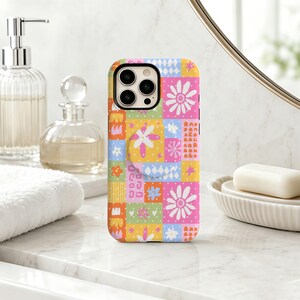 Bunte Patchwork-Handyhülle, Retro-Blumenhülle, stylische Karohülle, schicke Sommer-Blumenhülle, iPhone 17, 16, 15, 14, 13, 12, Samsung S22 Ultra