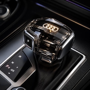 Cubierta de palanca de cambios con LED RGB estilo Audi, embellecedor de pomo de palanca de cambios iluminado, regalo de lujo para mejorar el interior de los propietarios de Audi.
