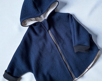 Wool poncho/cape for babies and children made of cotton jersey, with round or pointed hood