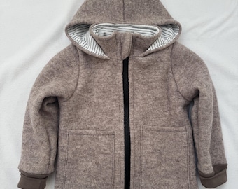 Woolen wool coat/jacket for babies and children made of cotton jersey, with or without a hood.