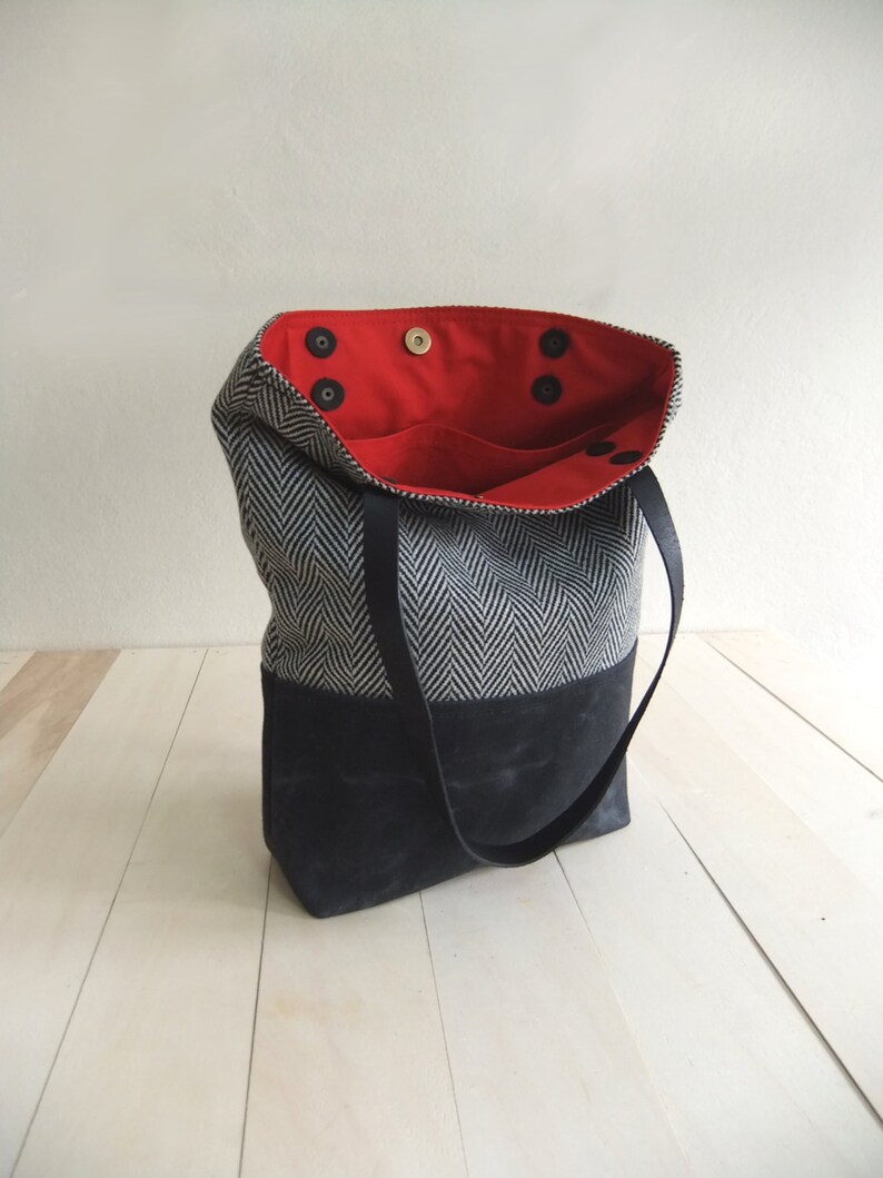 Black Waxed Canvas Tote Bag Black Tweed Black Leather Straps Handmade Shoulder Tote Bag Red Lining Women Handbag image 3