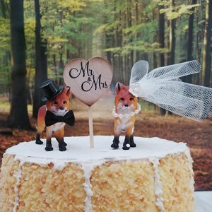 fox bride and groom wedding cake topper rustic woodland animal themed wedding fox lover red fox hunter whimsical Mr and Mrs fox topper image 3